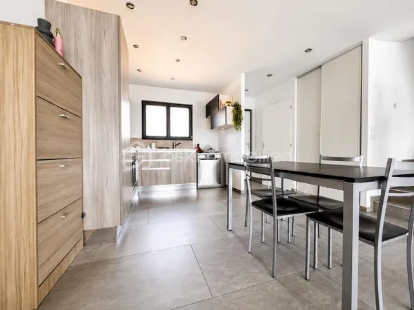 Maison 5 pièces 122 m²