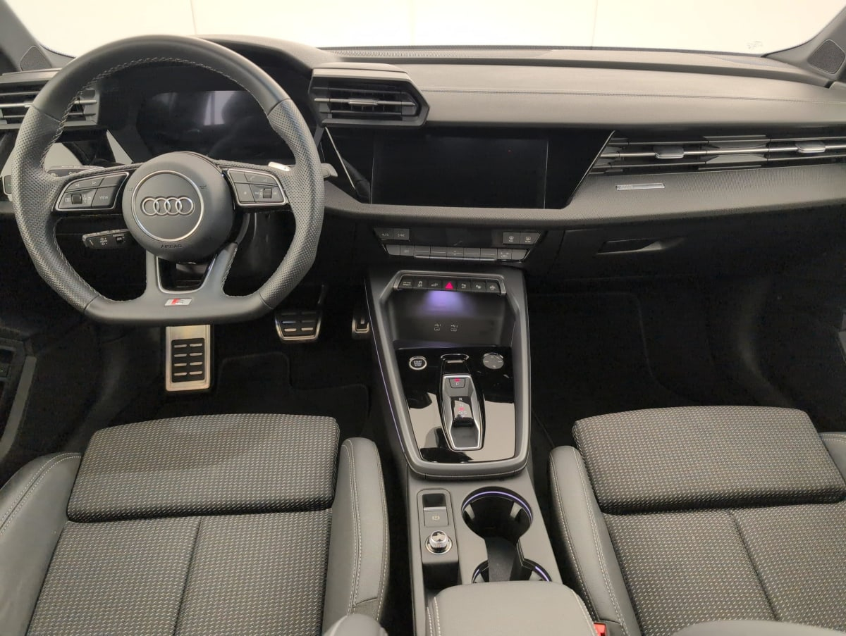 Audi A3 Sportback — photo 13