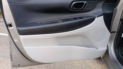Hyundai i20 1.0 T-GDi MHEV 100 - Intuitive – 2022 – 27888 km – Hybride essence – Boîte Manuelle — photo 34