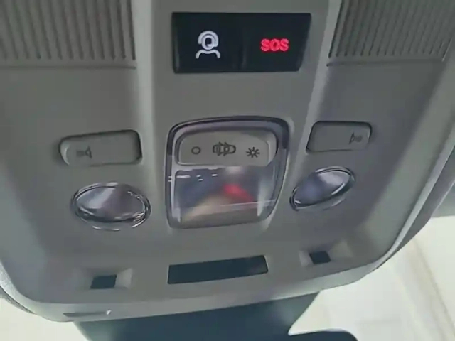 Citroën C5 Aircross hybride 145 ch e-dcs6 — photo 26