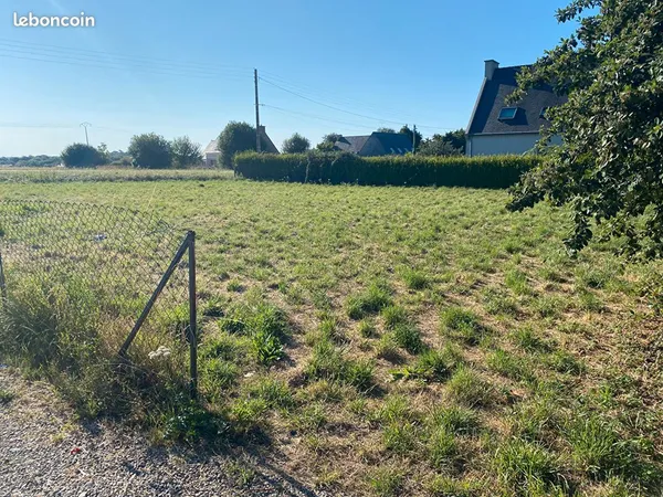 Terrain 1025 m² POULDREUZIC