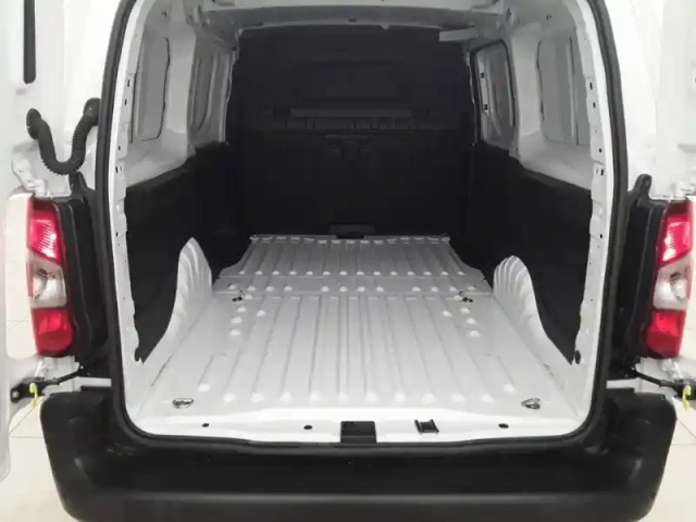 Citroën Berlingo van xl 950kg bluehdi 130 s&amp;s bvm6 — photo 26