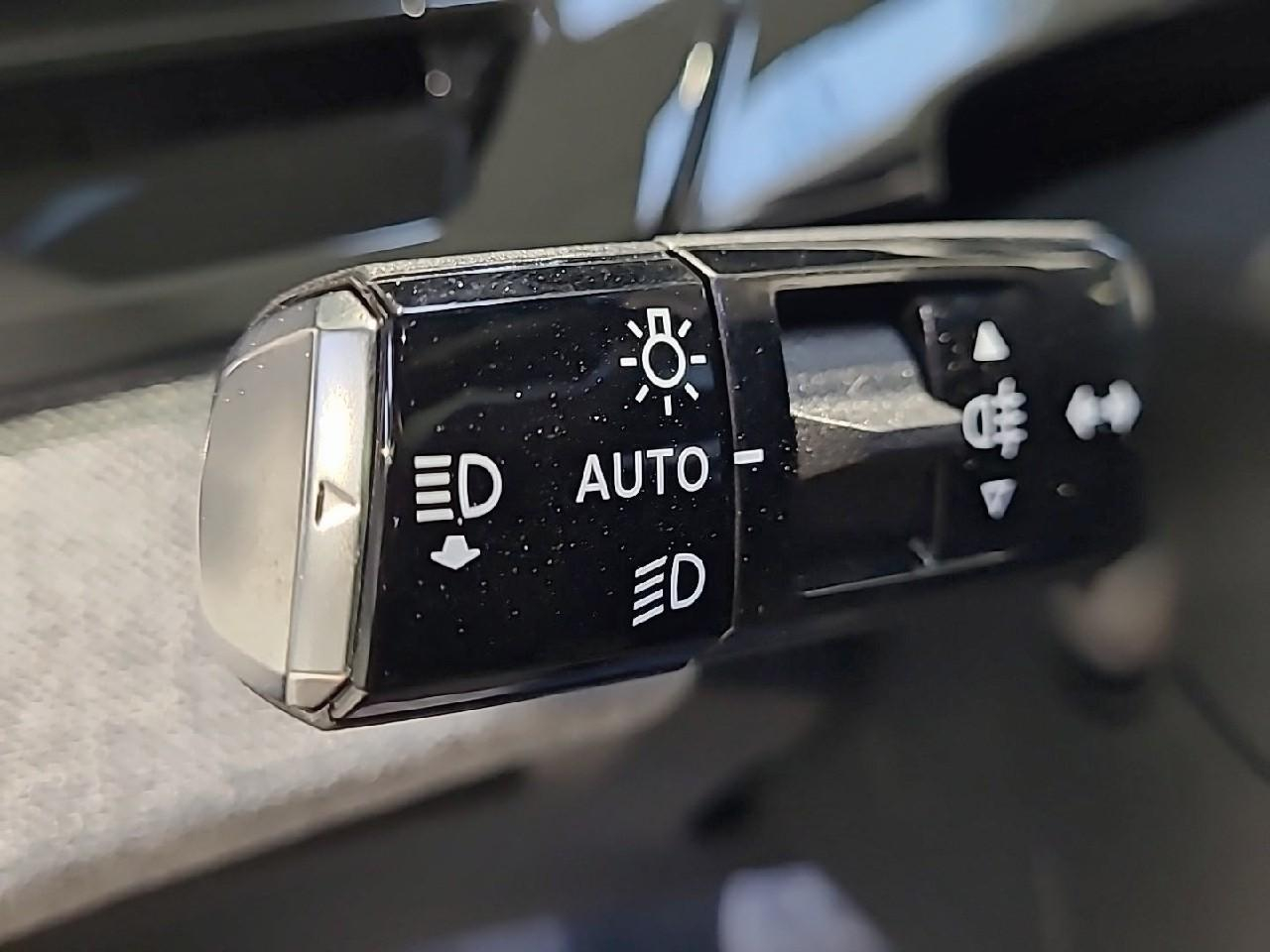 Peugeot 5008 hybrid 145 ch e-dcs6 allure — photo 28