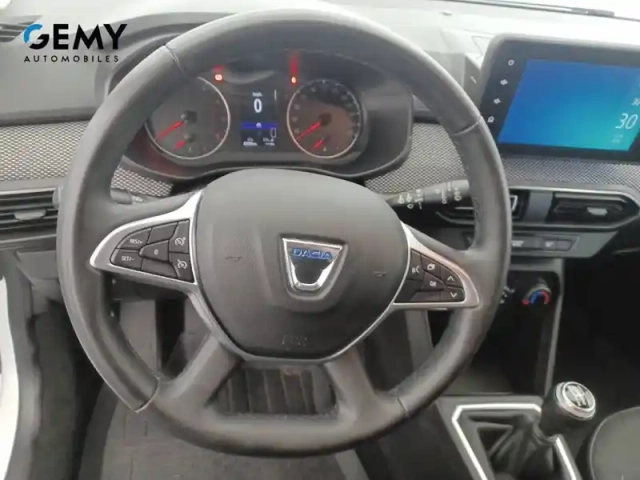 Dacia Sandero sce 65 - 22 — photo 13