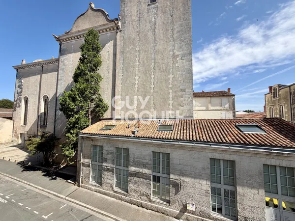 Immeuble de rapport - Centre historique de La Rochelle - Emplacement d'exception