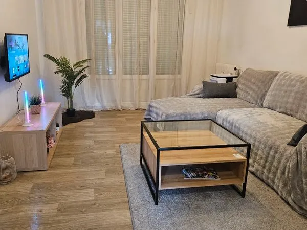 Vend appartement t3 entierement meubler et equiper