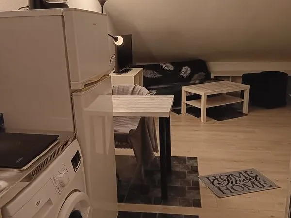 Studio mansardé 25m2 meublé