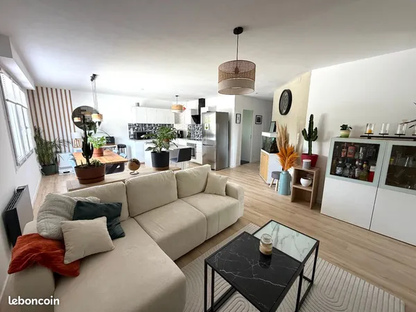 OLIVET - Maison T2 de 70 m² avec terrasse privative, garage et 2 stationnements