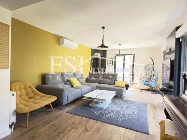 Maison 8 pièces 163 m²