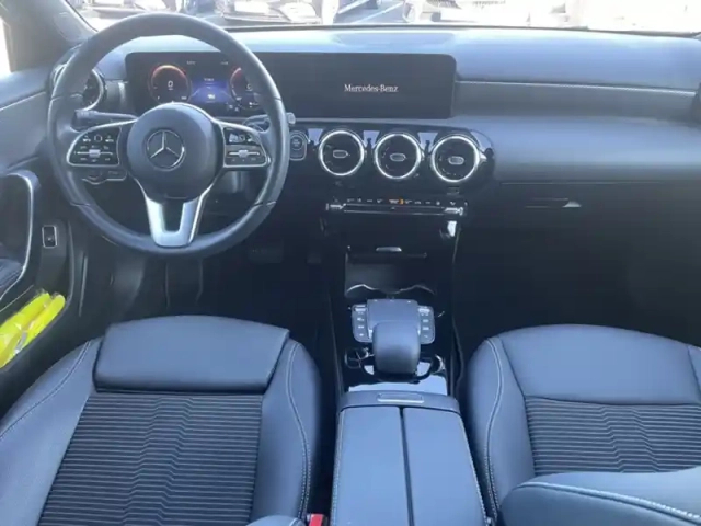 Mercedes Classe A 250 e berline progressive line — photo 16