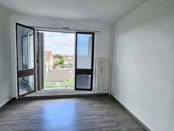Studio - parking - cave - balcon