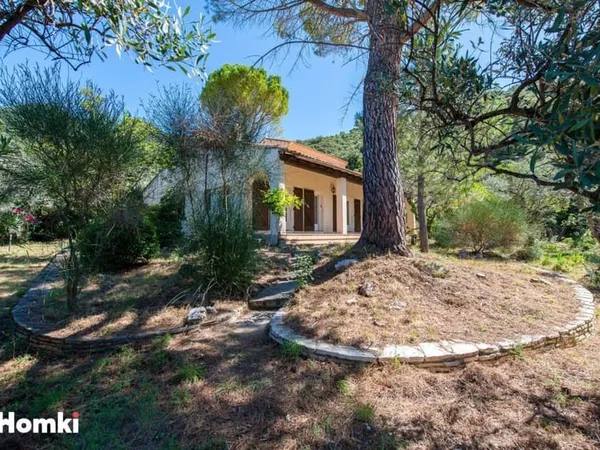 Maison/Villa T5 de 132 m² à Nyons 26110