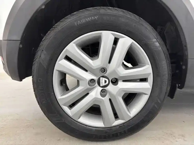 Dacia Sandero eco-g 100 — photo 31