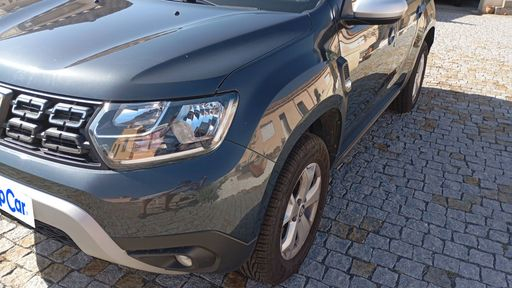 Dacia Duster 1.5 BLUE DCI 115.0 - Prestige – 2019 – 79274 km – Diesel – Boîte Manuelle — photo 3