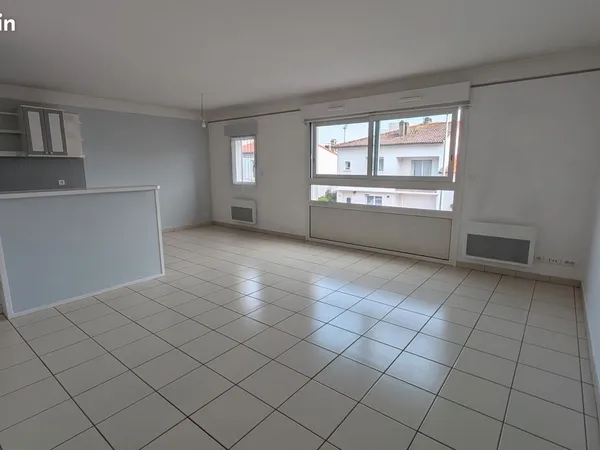 Appartement T3 à louer Royan - 68 m2
