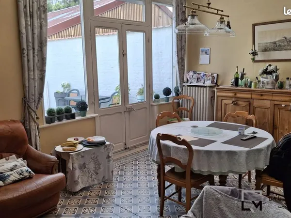 Maison 6 pièces 197 m²