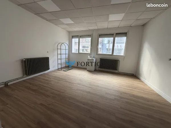 Bureaux 25 m² Lens