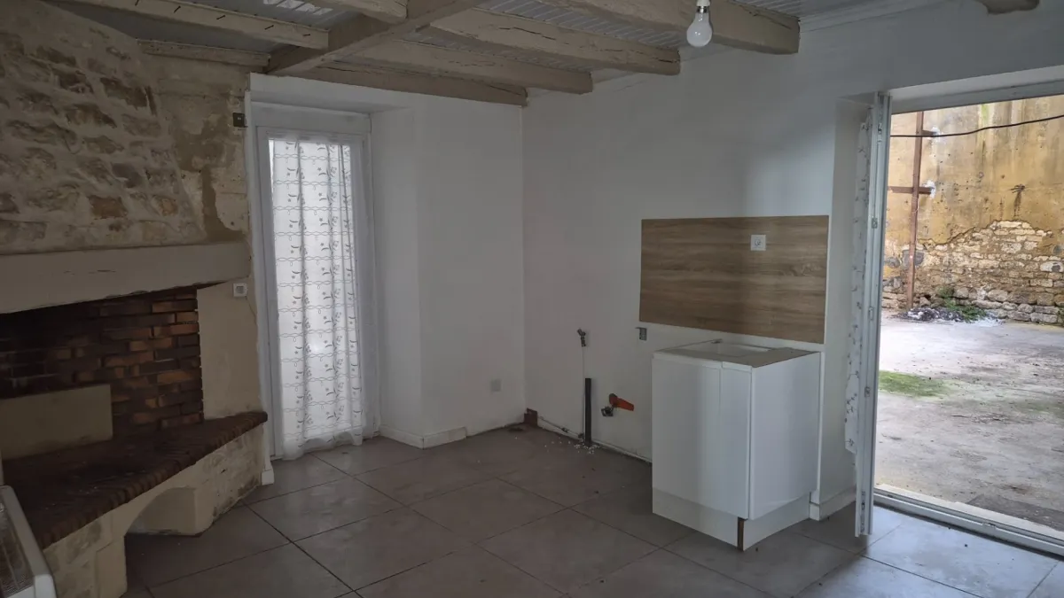 Photo 12