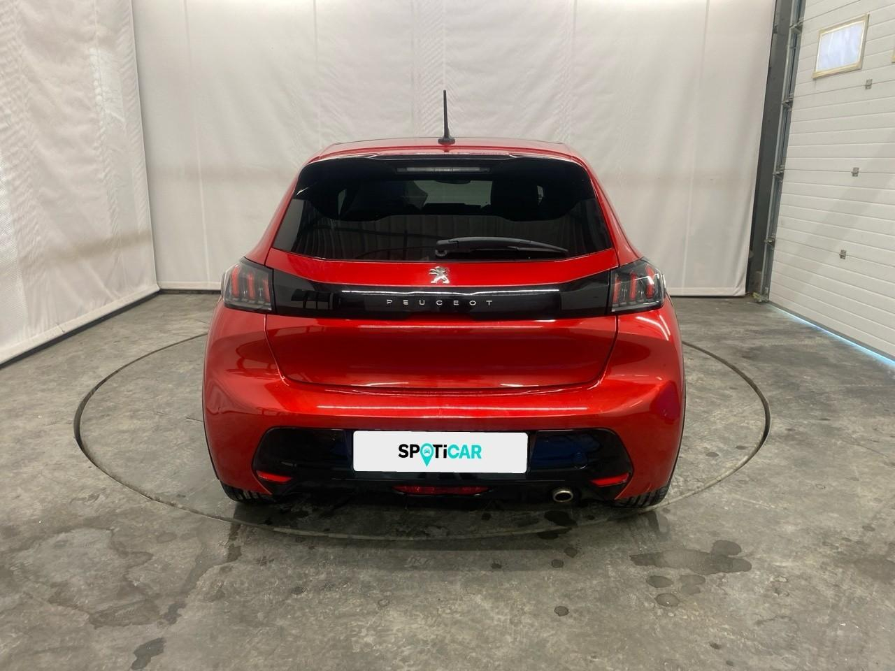 Peugeot 208 puretech 100 s&s eat8 gt pack — photo 4