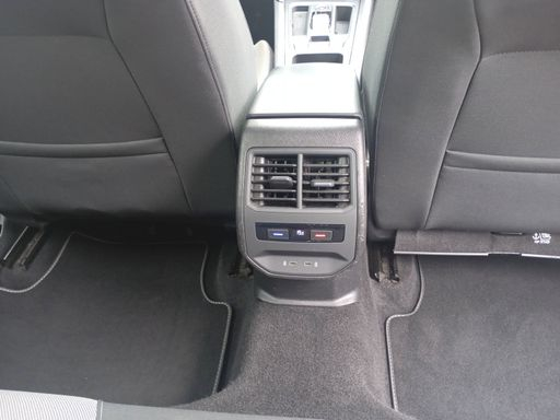 Seat Leon 2.0 TDi 150 DSG7 - Style Business – 2020 – 135803 km – Diesel – Boîte Automatique — photo 18