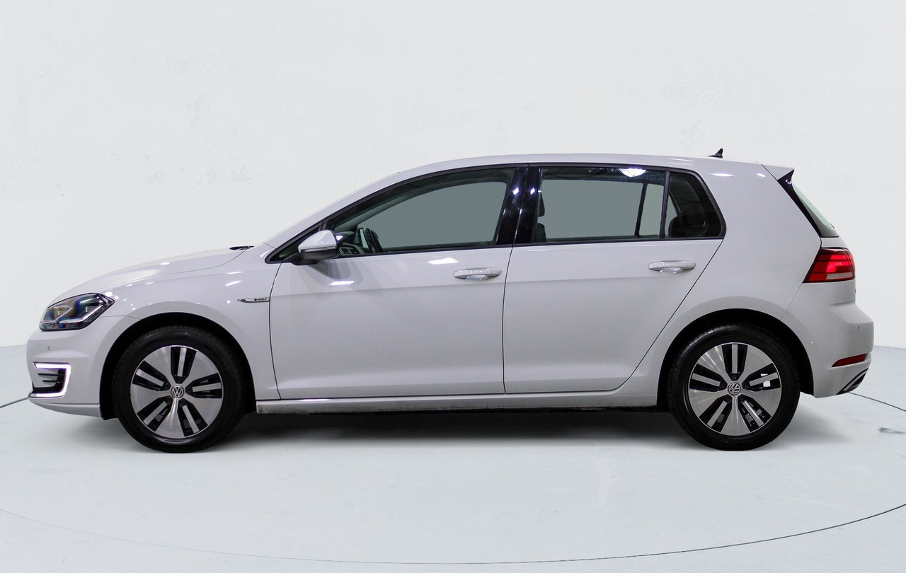 Volkswagen Golf 7 — photo 2