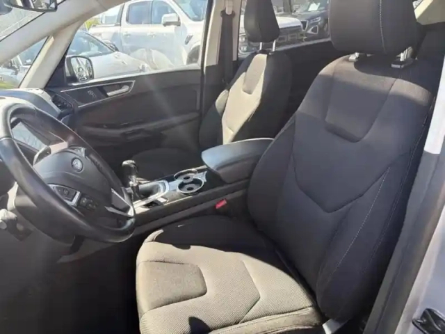 Ford S-Max 2.0 ecoblue 150ch titanium euro6.2 7 places — photo 10