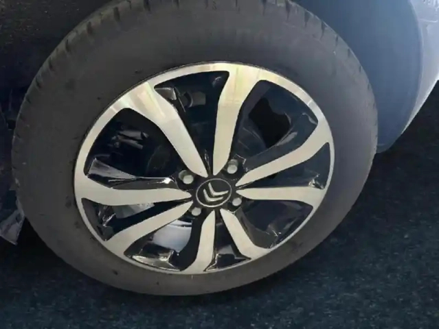 Citroën C1 vti 72 s&amp;s shine 5p e6.d — photo 13