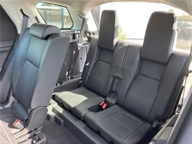 Land Rover Discovery Sport mark iv td4 180ch bva — photo 25
