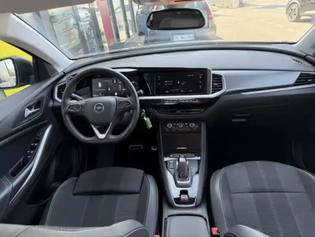 Opel Grandland 1.2 turbo 130 ch auto elegance business — photo 23