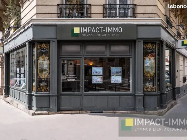 Studio 1 pièce 18 m²