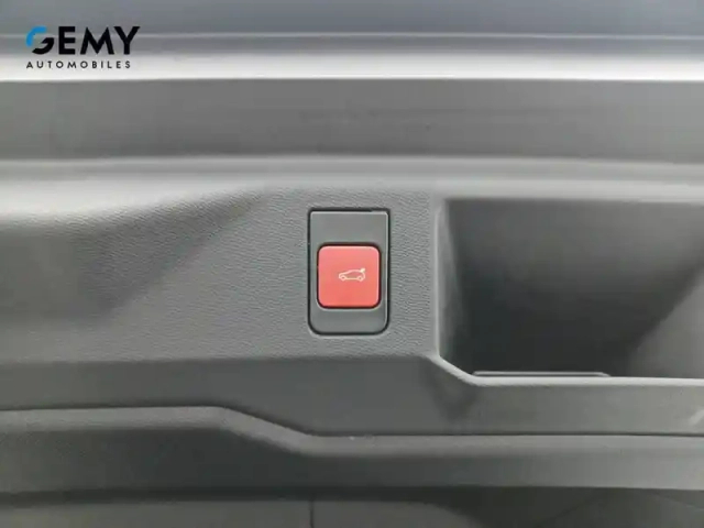 Peugeot 5008 hybrid 145 ch e-dcs6 — photo 17