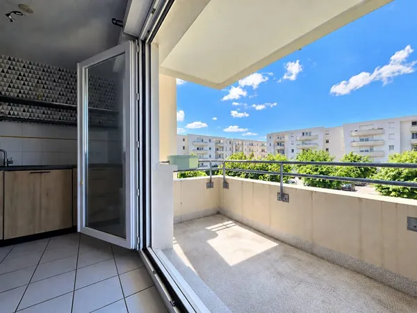 T2 49 m² avec balcon et parking - Bordeaux Haussmann