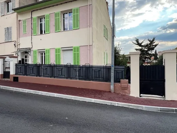 Immeuble 11 pièces 250 m²