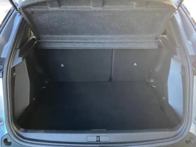 Peugeot 2008 1.2 puretech 130ch s&amp;s roadtrip eat8 — photo 8