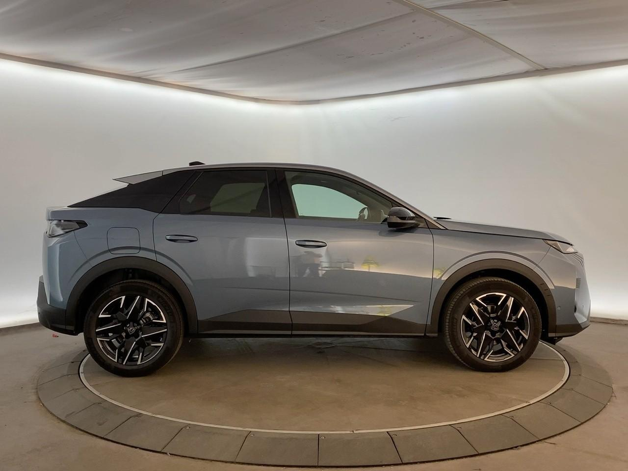 Peugeot 3008 hybrid 145 e-dcs6 allure — photo 4