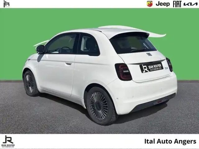 Fiat 500 e 95ch pack confort my23/radars +caméra/ jantes 16' — photo 7