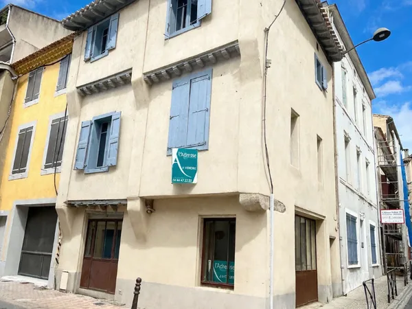 Maison de Caractère rénovée à CARCASSONNE
