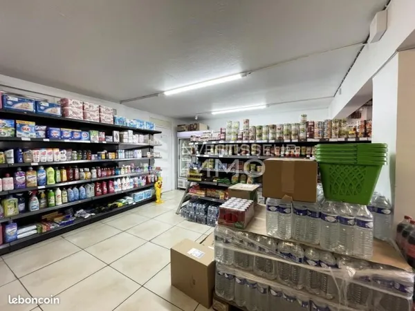 Local commercial 80 m²