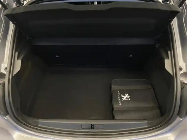 Peugeot 208 e- 136ch style — photo 6