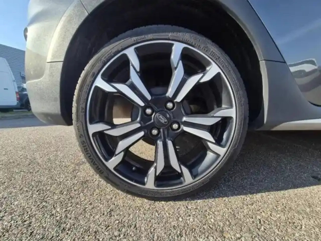 Ford Fiesta active 1.0 ecoboost 95ch — photo 13