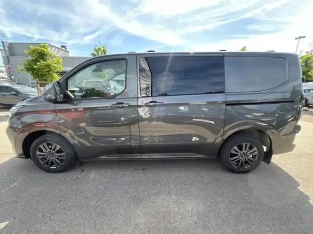 Ford Custom transit  fg 320 l1h1 2.0 ecoblue 170ch cabine approfondie limited 4x4 bva8 — photo 8
