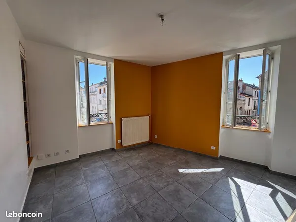 Duplex lumineux de 58 m² avec entrée indépendante