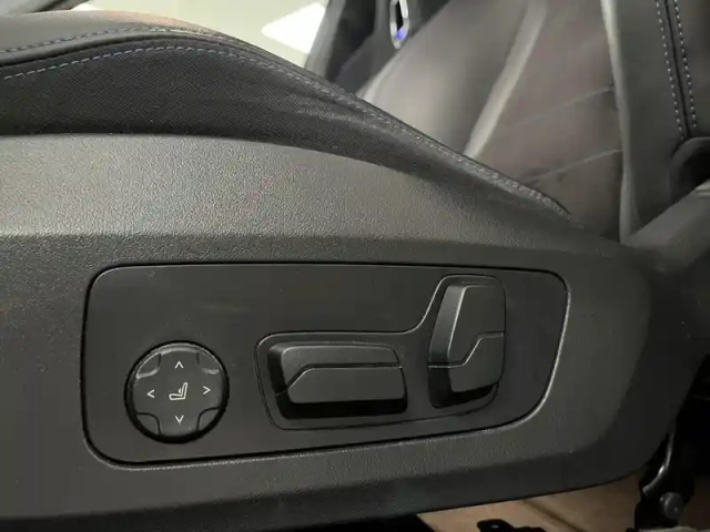 Bmw X1 xdrive30e 326ch m sport — photo 13