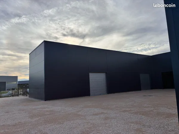 Box et entrepôts