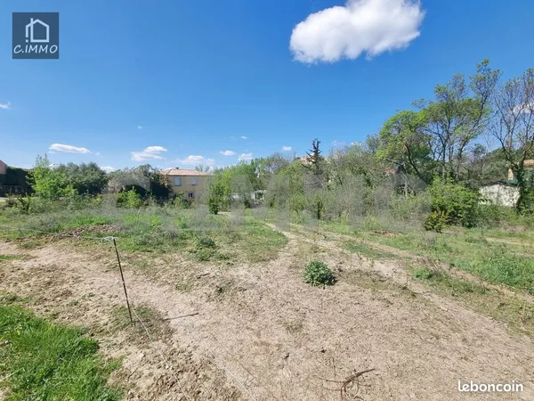 Terrain 1591 m² Fouzilhon