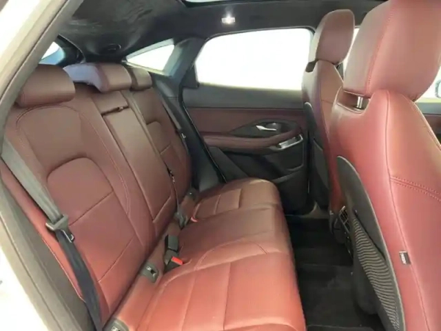 Jaguar E-Pace p200 flexfuel mhev r-dynamic s bva awd — photo 13