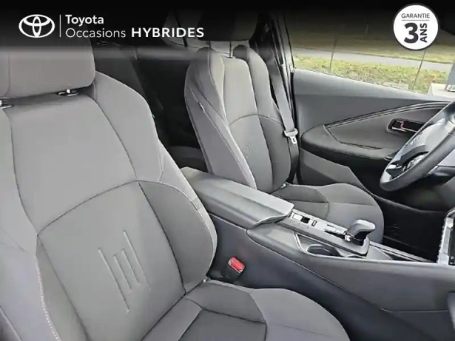 Toyota C-Hr 2.0 hybride rechargeable 225ch design my25 — photo 12