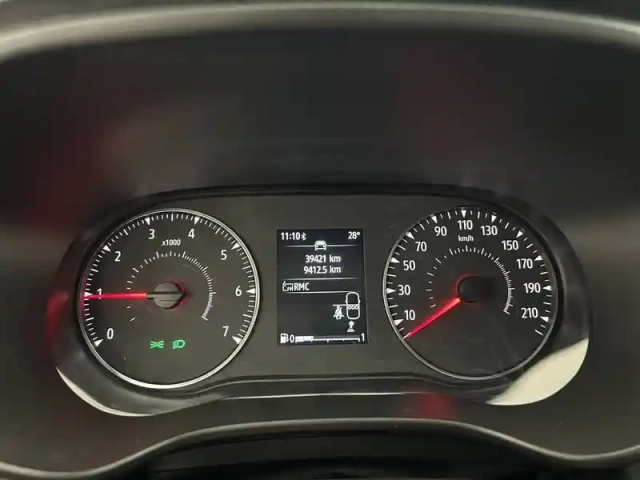 Dacia Sandero sce 65 — photo 26