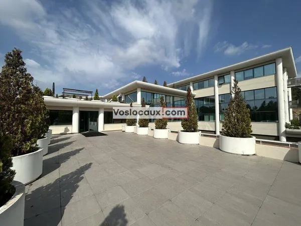Bureaux 230 m²