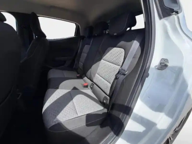 Renault Clio 1.0 tce 90ch evolution — photo 10